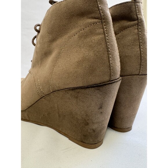 Dolce Vita DV Brown Suede Wedge Ankle Boots Lace Up Side Zip Women 7.5 - Picture 7 of 13